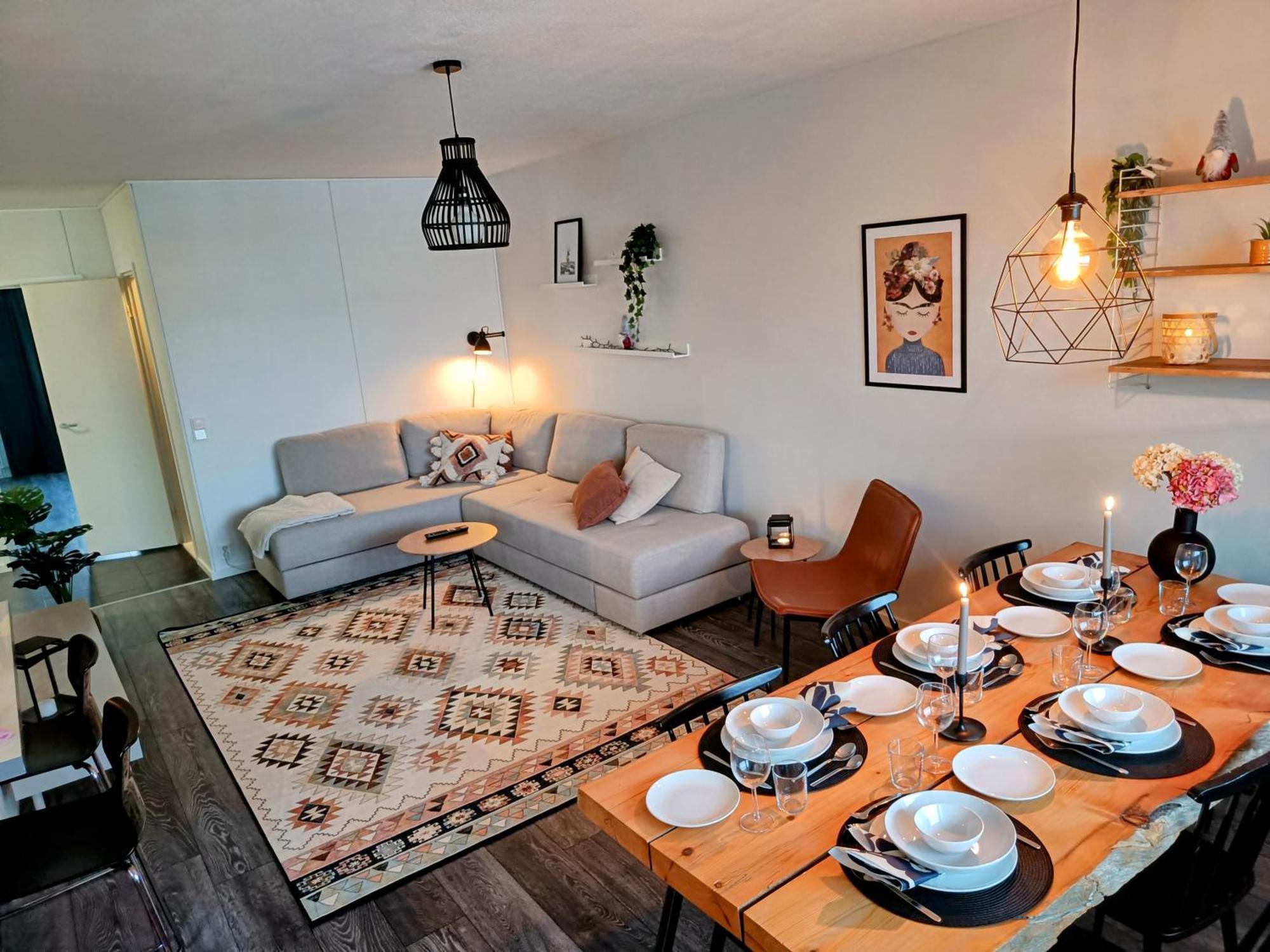 Big 88M2 Apartment In The Center Rovaniemi Esterno foto